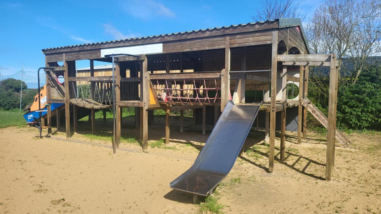 Honeycomb Lodge - Holiday Home 5 Min From Padstow Luaran gambar
