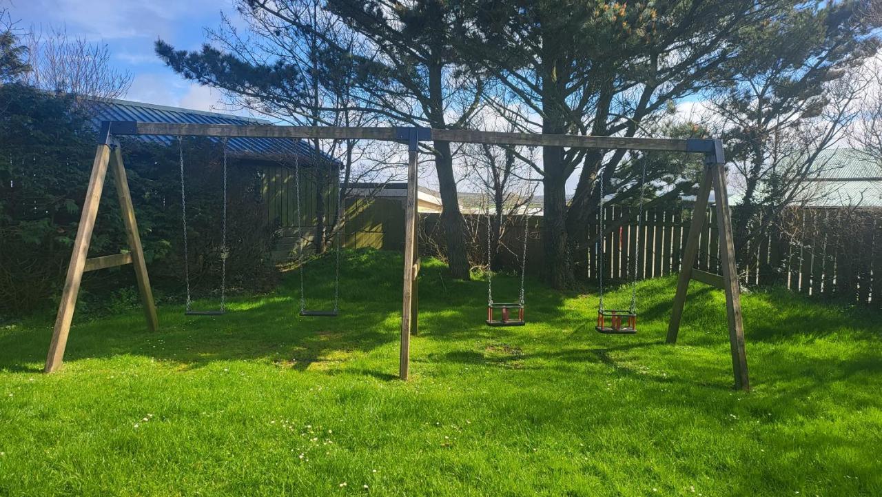 Honeycomb Lodge - Holiday Home 5 Min From Padstow Luaran gambar
