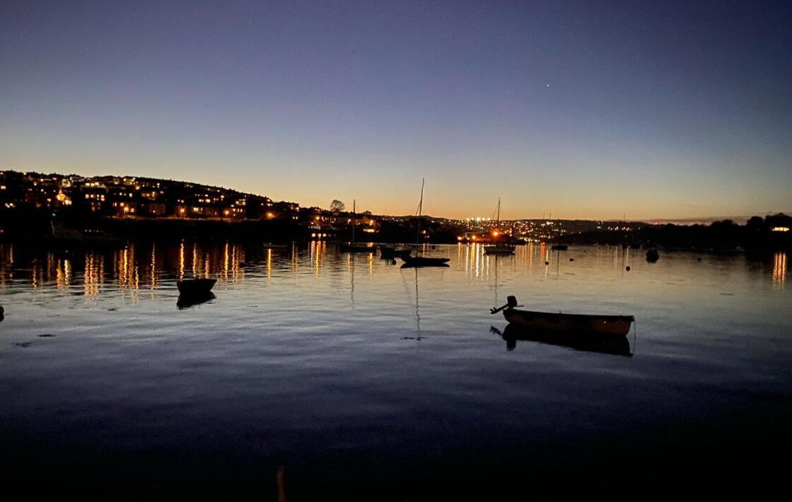 Honeycomb Lodge - Holiday Home 5 Min From Padstow Luaran gambar