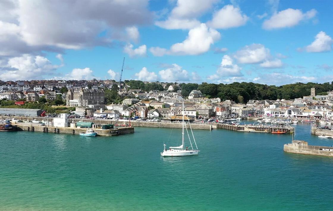 Honeycomb Lodge - Holiday Home 5 Min From Padstow Luaran gambar